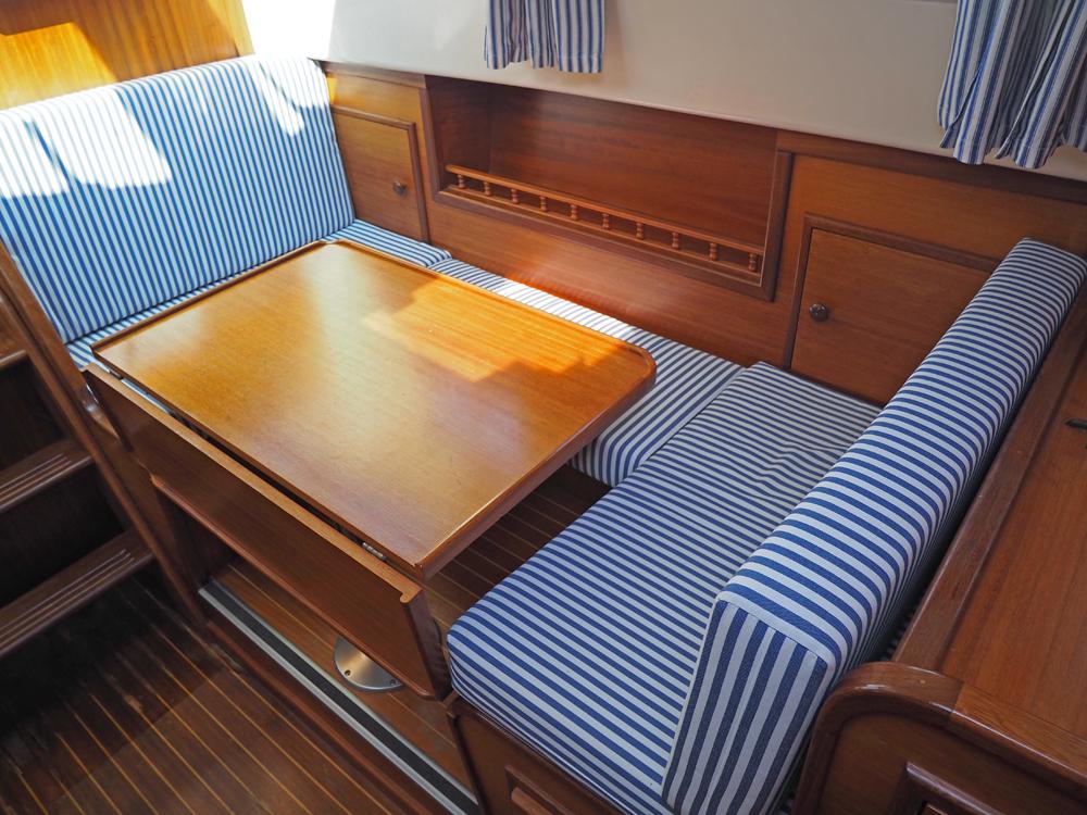 Salon, H&eacute;bergements